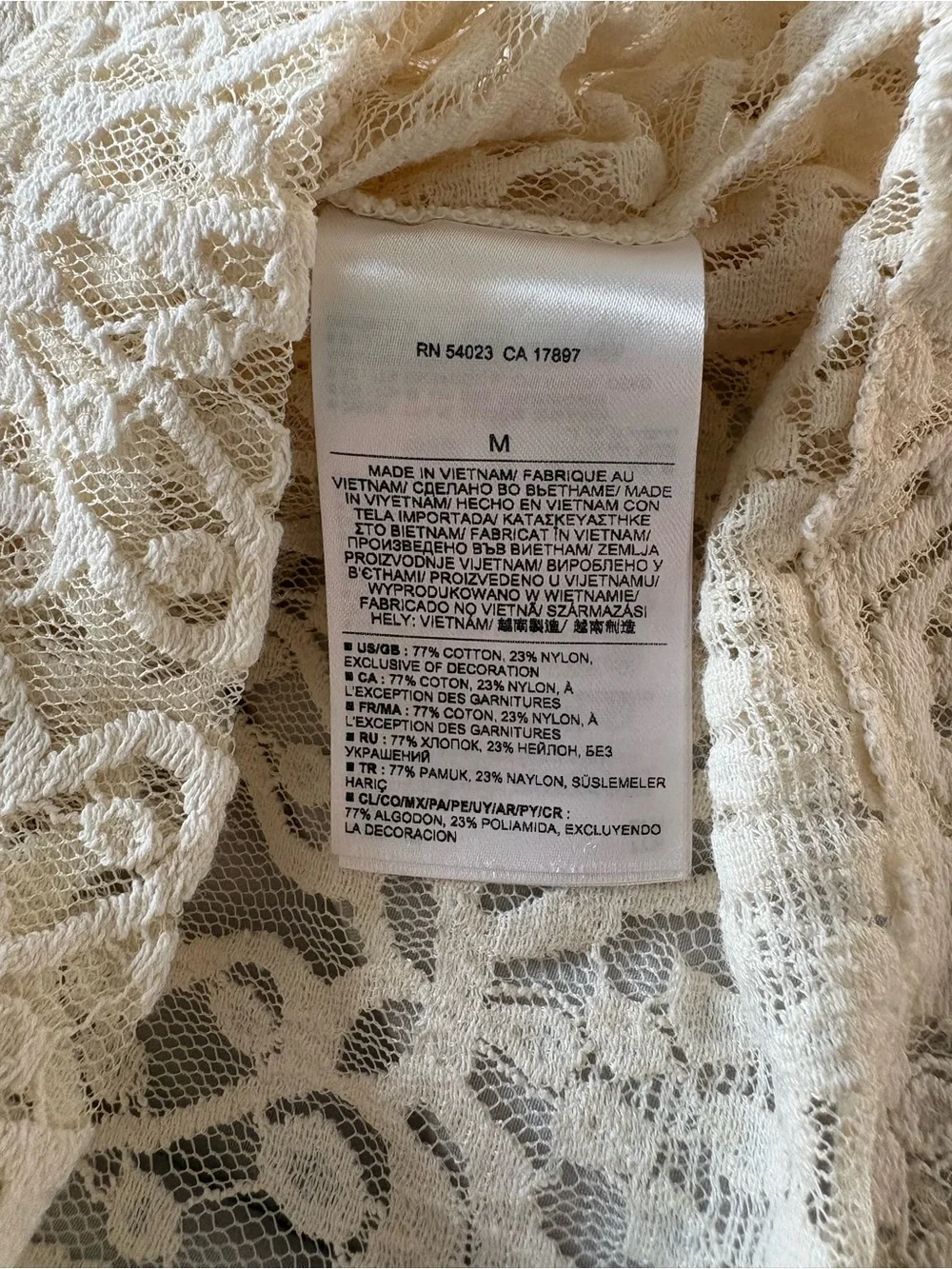 Banana Republic Cream Lace Long-Sleeve Blouse